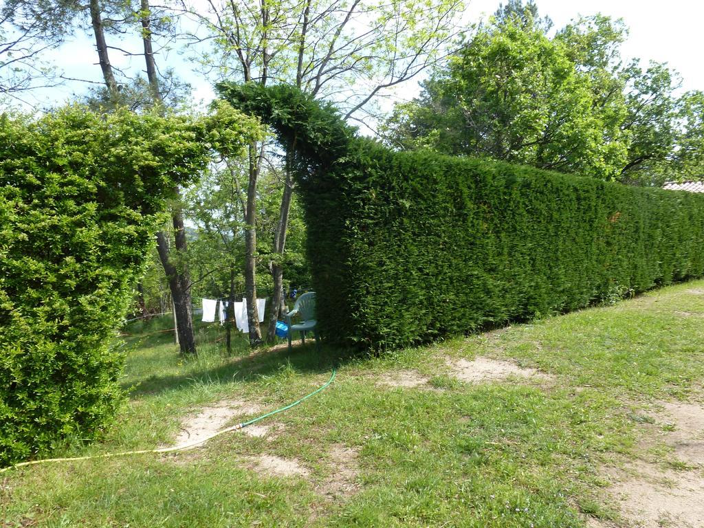 Domaine Du Planas Ailhon Ardeche Bed & Breakfast Oda fotoğraf